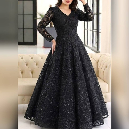 پیراهن ماکسی بلند مجلسی پرنسسی کلوش و آستیندار سایز 40 ت 52 کاپدار سنگدوزی شده جنس دانتل چمنی