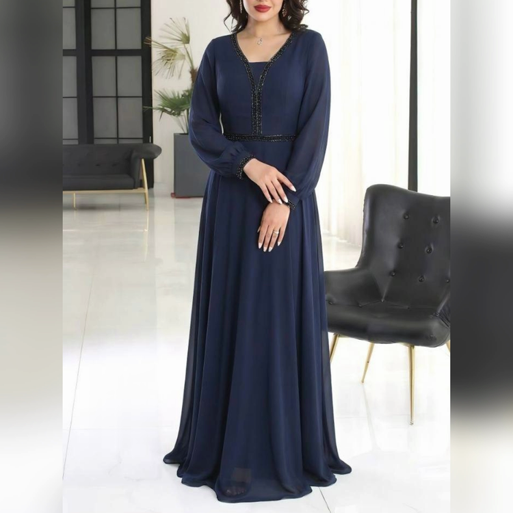 پیراهن مجلسی بلند کلوش پوشیده سایزبزرگ ( بیگسایز ) سایز 48 تا 60 کاپدار و آستردار